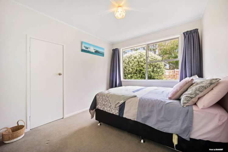 15 Allington Road Massey_7