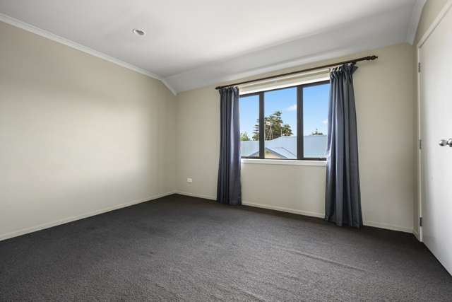 2/202-204 Old Farm Road 1074_4