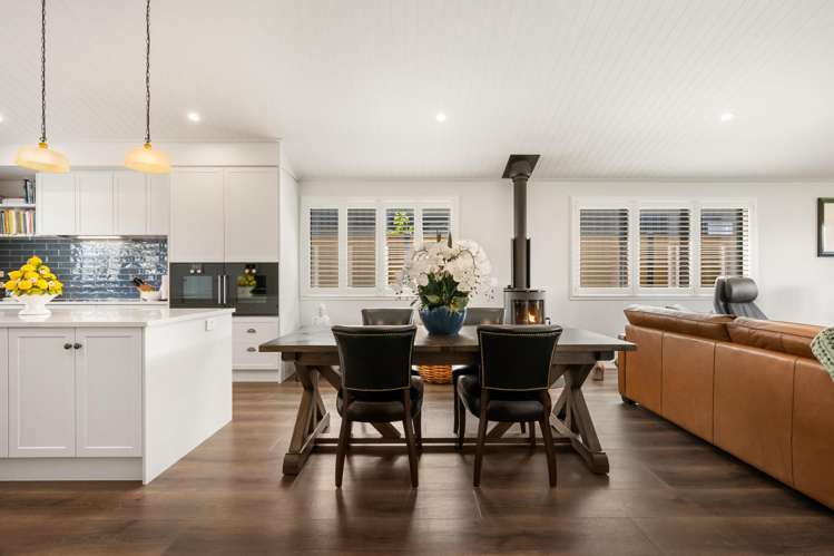 37 Magnum Drive Cromwell_17