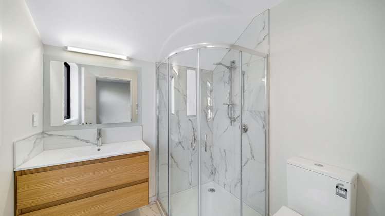 1/140 St Albans Street St Albans_13