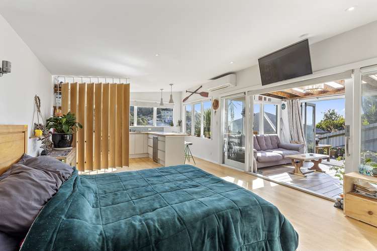 25 Hungerford Road Lyall Bay_7