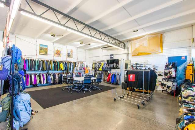 2B/38 Barrys Point Road Takapuna_2
