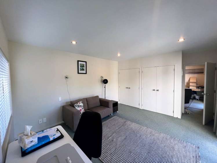 57 The Terrace Herald Island_12