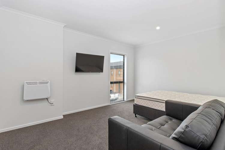 10B/150 Te Rapa Road 3283_2