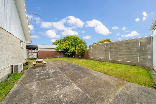 23 Tacoma Drive Totara Park_2