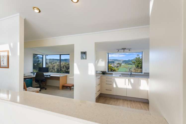 18 Ara Kuaka Waikanae Beach_11