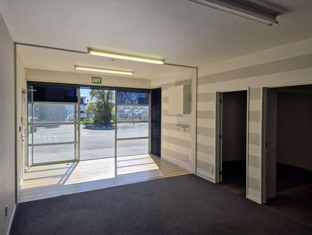 2/173 Waltham Road Waltham_1