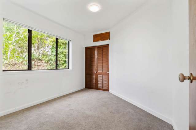 2/11 Korotaha Terrace Rothesay Bay_4