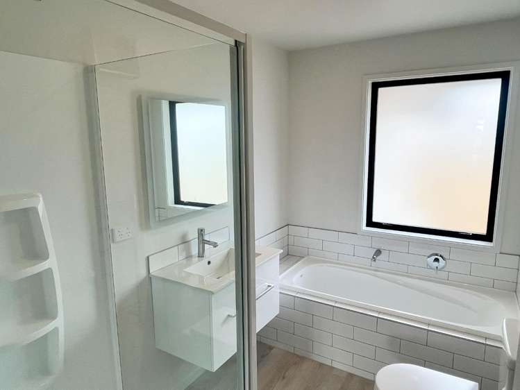 3 Upham Way Amberley_11