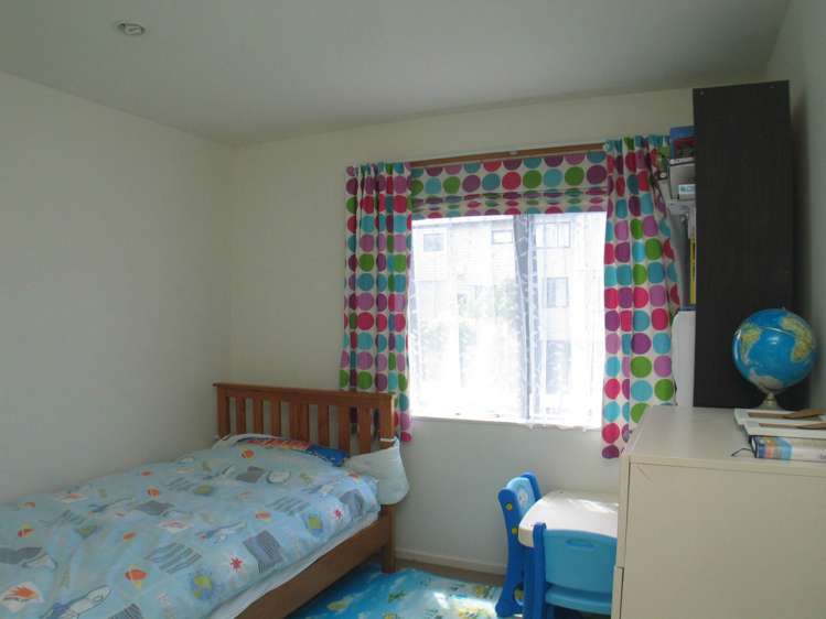 51/22 Northcross Drive Oteha_1