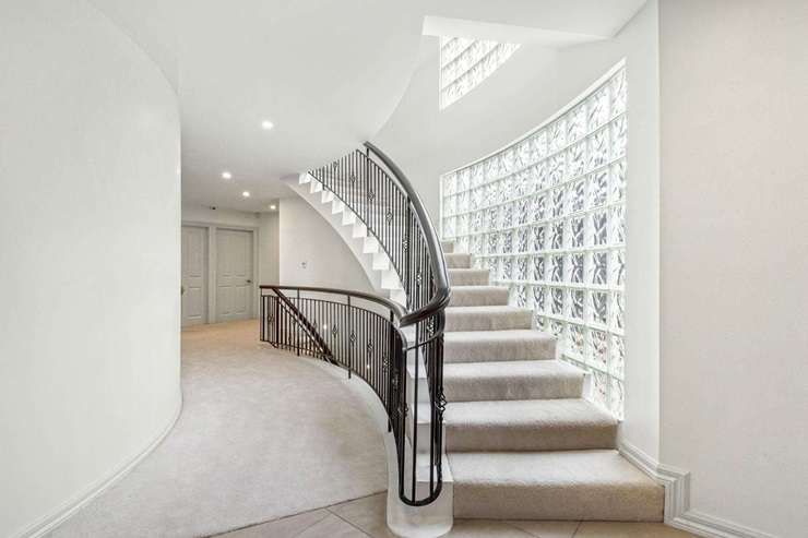 40 Bay Road, in Auckland's St Heliers, is linked to high-profile Kiwi property developer Roger Coulson. Photo / Supplied