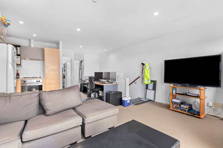 6/15 Bishop Lenihan Place Flat Bush_7