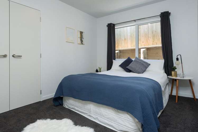 141 Condor Drive Pyes Pa_16