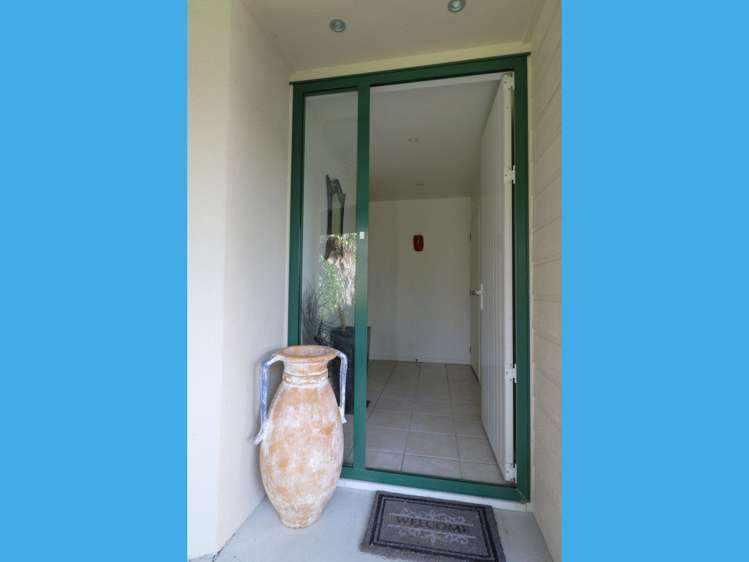 115 Everitt Crescent Whangamata_17