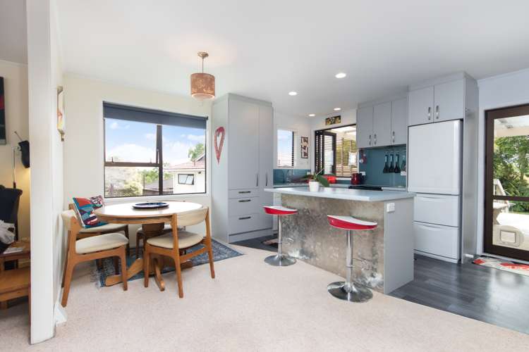 9 Panzic Place Glen Eden_9