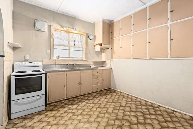 8 Cassino Crescent Onekawa_1