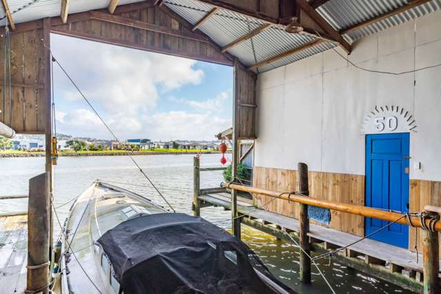 Harbourfront Boatshed in the Heart of Whangarei