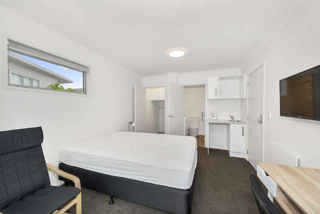 39C/4 Jones Crescent 1107_3