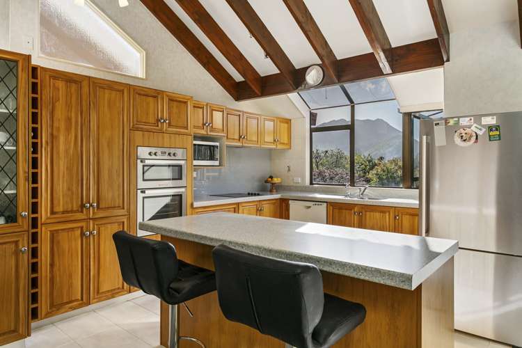 8 Mark Wynd Maunganamu_11