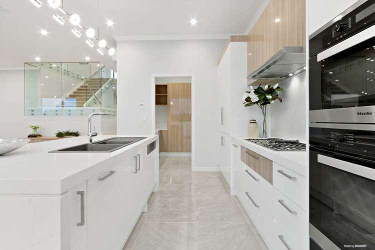 10 Awakirihi Close Shamrock Park_7