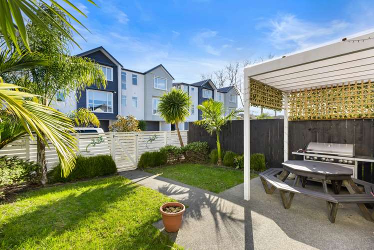 15 Watermill Lane Silverdale_14