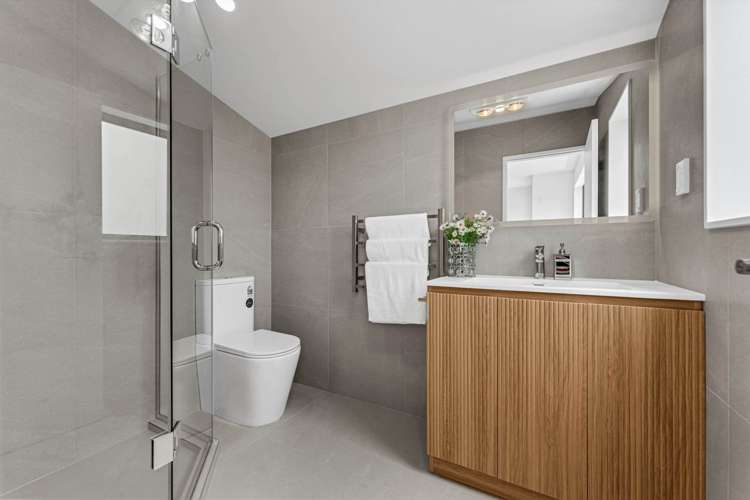 2 West Harbour Drive West Harbour_10