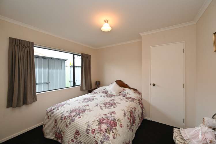 53 Kensington Drive Taradale_8