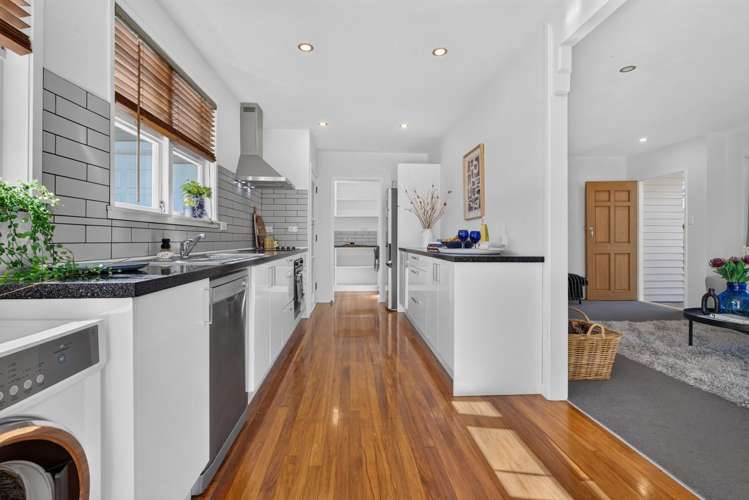 79 Woodward Street Featherston_15