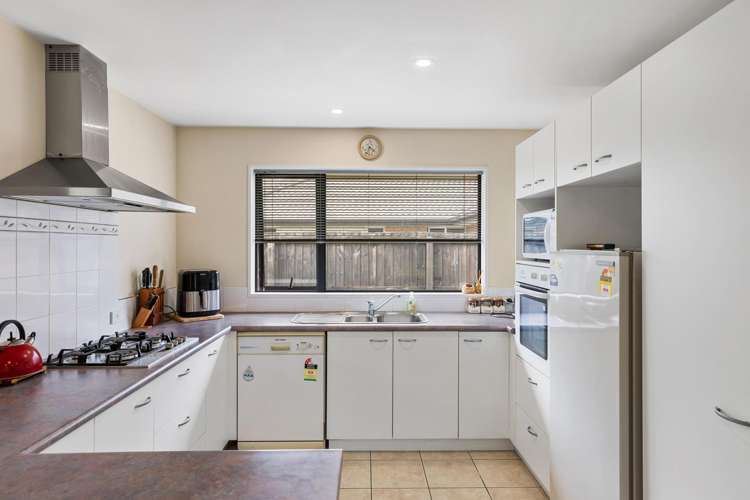 18 Mollymawk Place Woolston_2