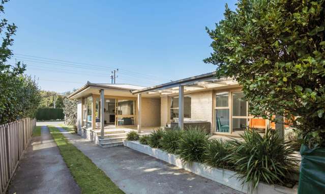 Easy Living on the Edge of Town