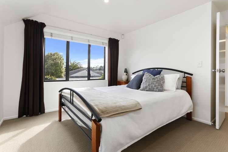 8a Devon Road Bucklands Beach_17