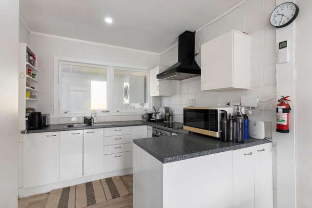 1/67a Woolfield Road Papatoetoe_2