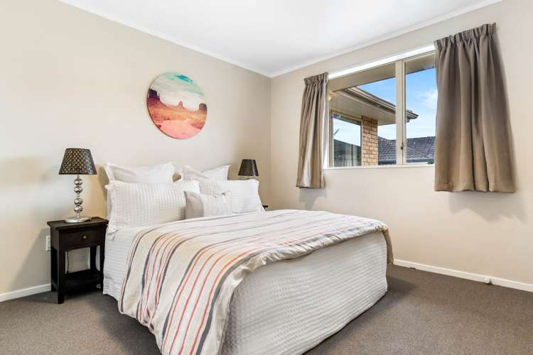56 Glenveagh Park Drive Manurewa_12