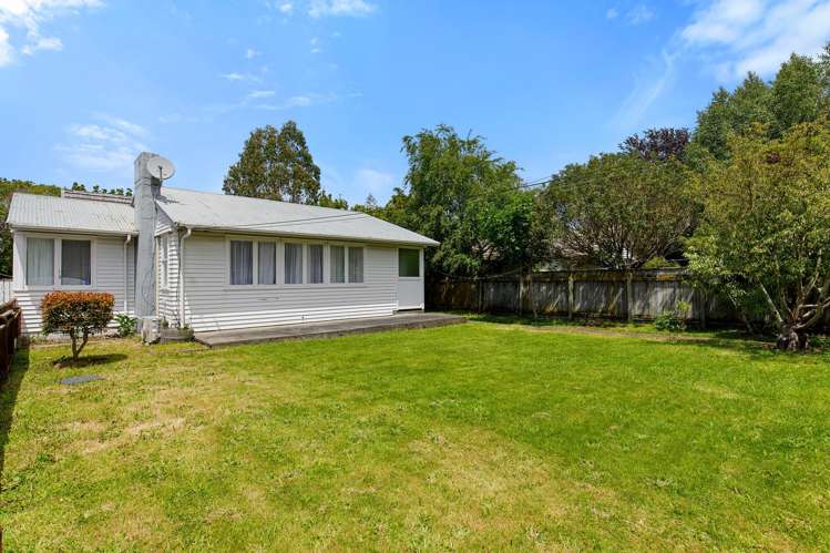 1 & 2/25 Marion Street Silverstream_3