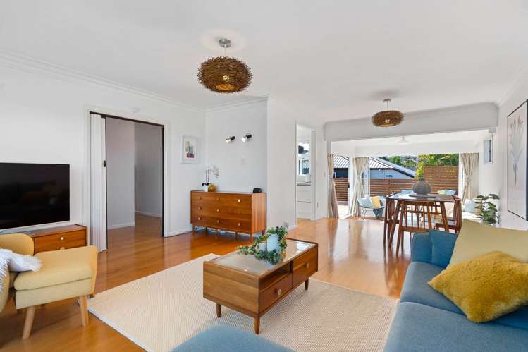 62 Howe Street_2