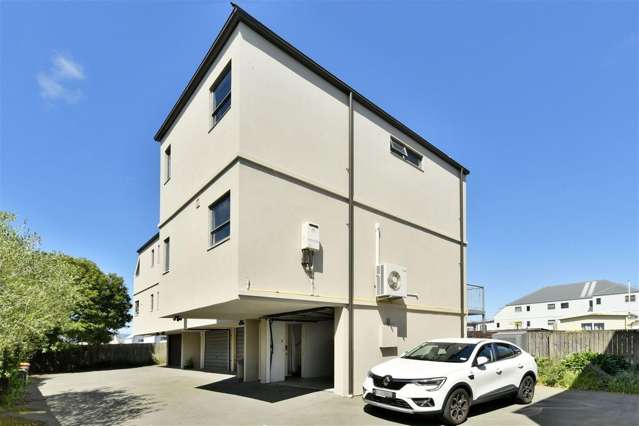 Location, Comfort & Easy Living