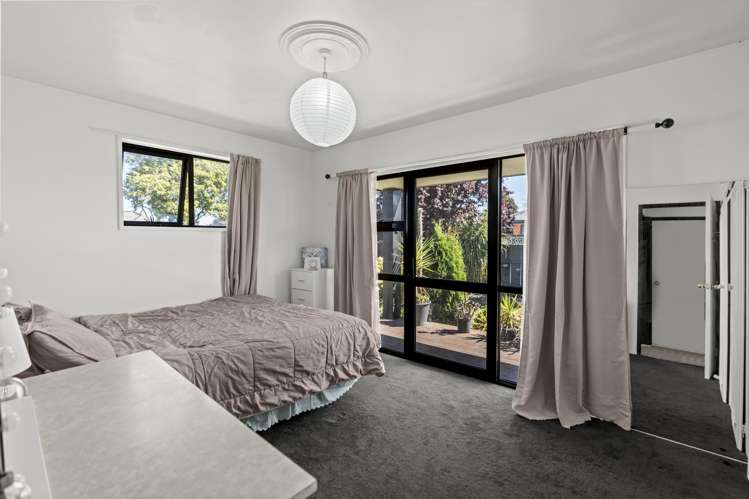 2/291 Main South Road Hornby_6