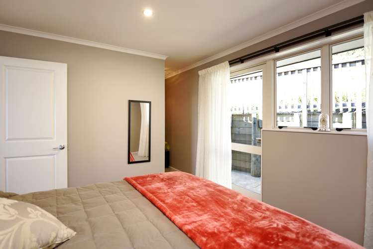 6 Berkshire Place Stoke_14