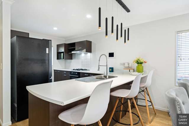 8 Ritchie Crescent Takanini_3