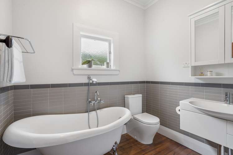 3 Rhodes Avenue Mount Albert_11