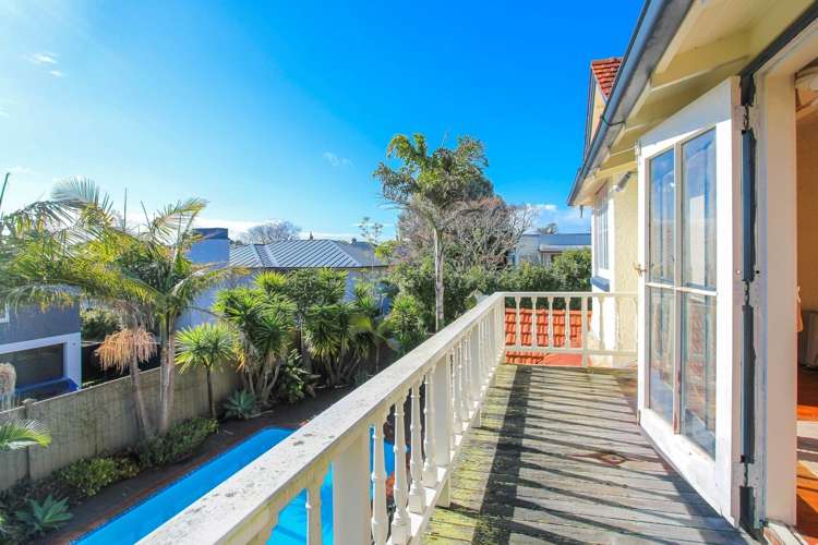 256 Lake Road Hauraki_3