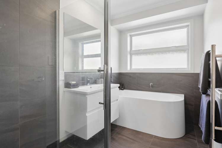 79 Pakanga Grove Pyes Pa_11