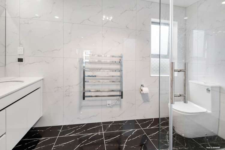 56 Eighth View Avenue Beachlands_16