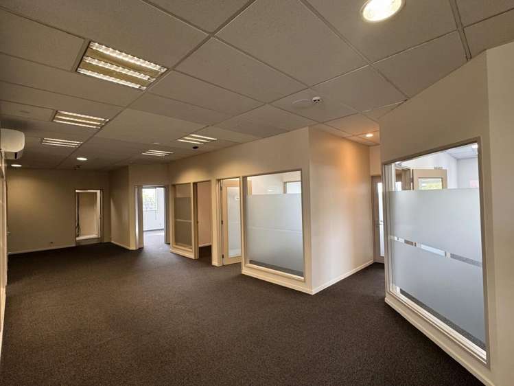 55 Ferry Road City Centre_10