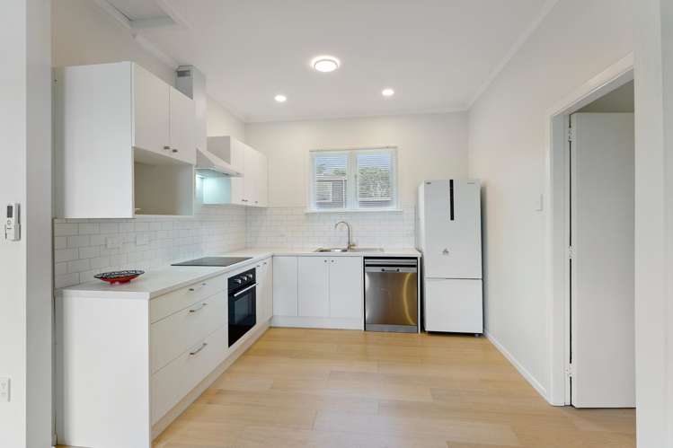 323 Te Horo Beach Road_2