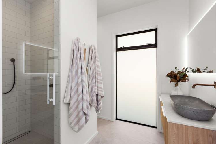 4 Te Roera Drive Taradale_14