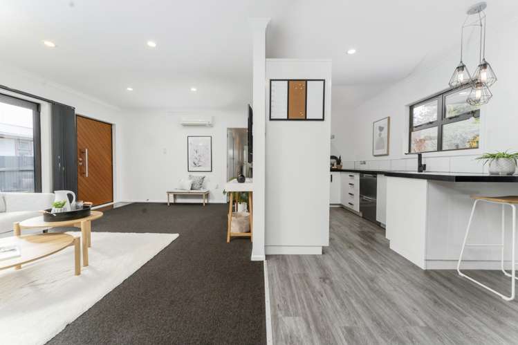 31 Apollo Parade Milson_1