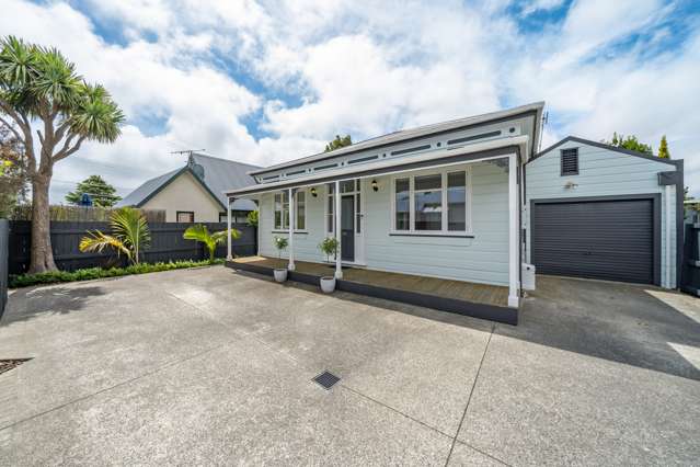 2/147 Riverside Drive Waiwhetu_1