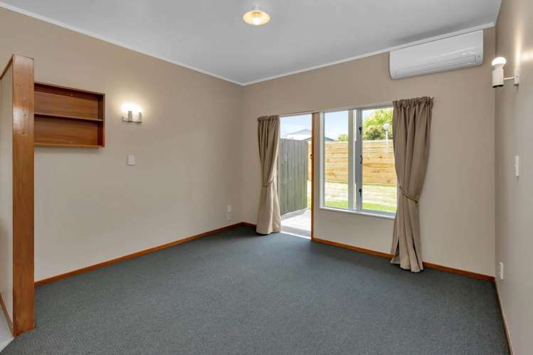 2/14 Old Onerahi Road Onerahi_0