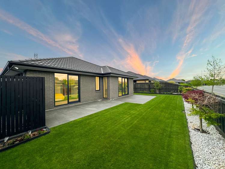 16 Saddlers Lane Yaldhurst_15